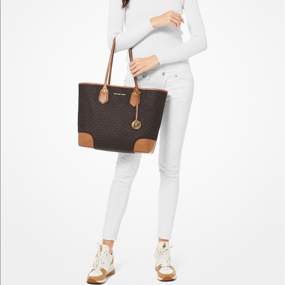 💲SOLD💲Michael Kors Eva Large Tote - Picture 3 of 8